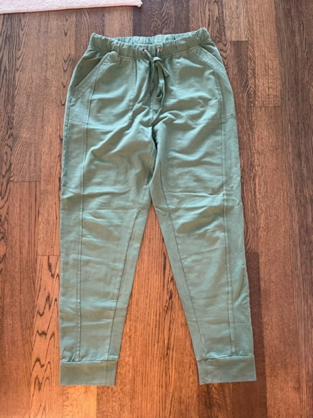 Sunday Monday Sage Green Elastic Waist Drawstring Jogger Pants Size Small EUC